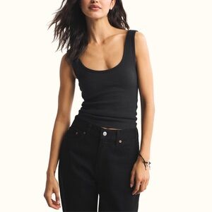 Abercrombie SoftAF Ribbed Scoopneck Tank
